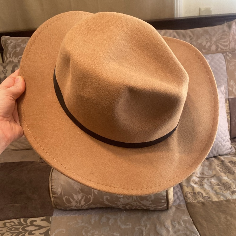 Hat dress and bag outfit bundle - Picture 3 of 3